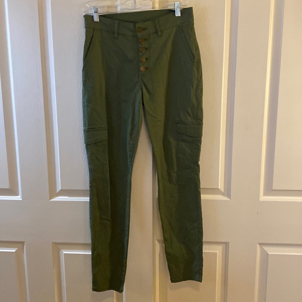 Cabi cargo pant.